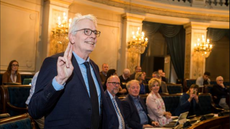 Jan De Haes legt eed af als nieuwe gedeputeerde